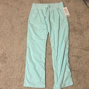 Lululemon Studio MR Lined Pant